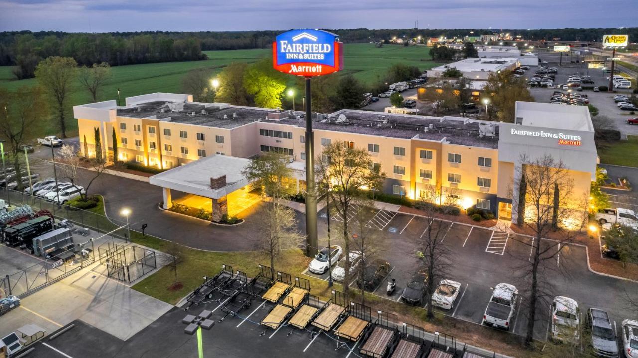Hotel Fairfield By Marriott 3*