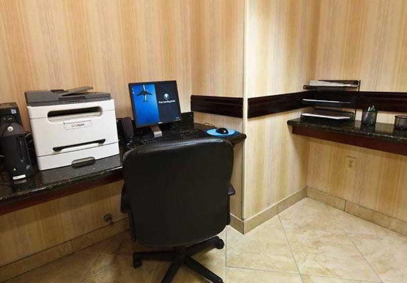 Hotel Fairfield By Marriott Lumberton